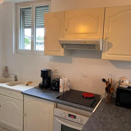 Holiday home Maison 3 Proche De Compiegne Et De L'a1 Ressons-sur-Matz