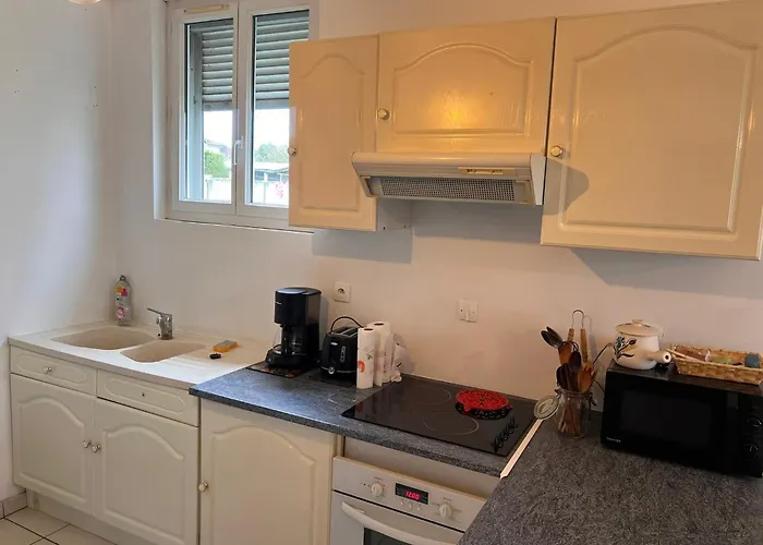 Holiday home Maison 3 Proche De Compiegne Et De L'a1 Ressons-sur-Matz